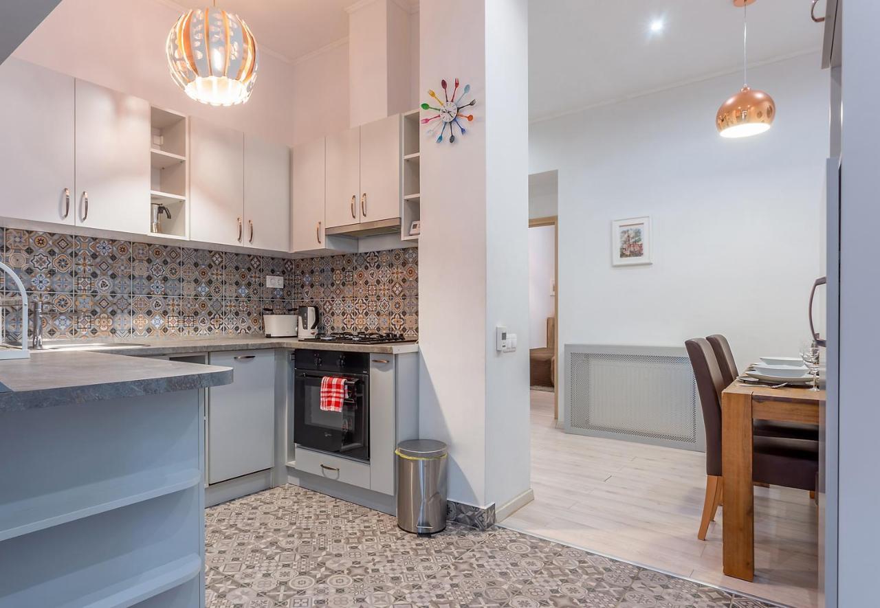 Goldcentral Apartment Dob Budapest Ngoại thất bức ảnh